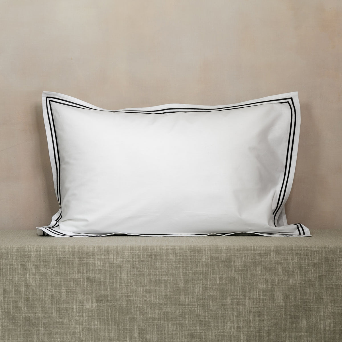 Funda Decorativa Festón | 200 Hilos Individual 70 cm x 50 cm Acero