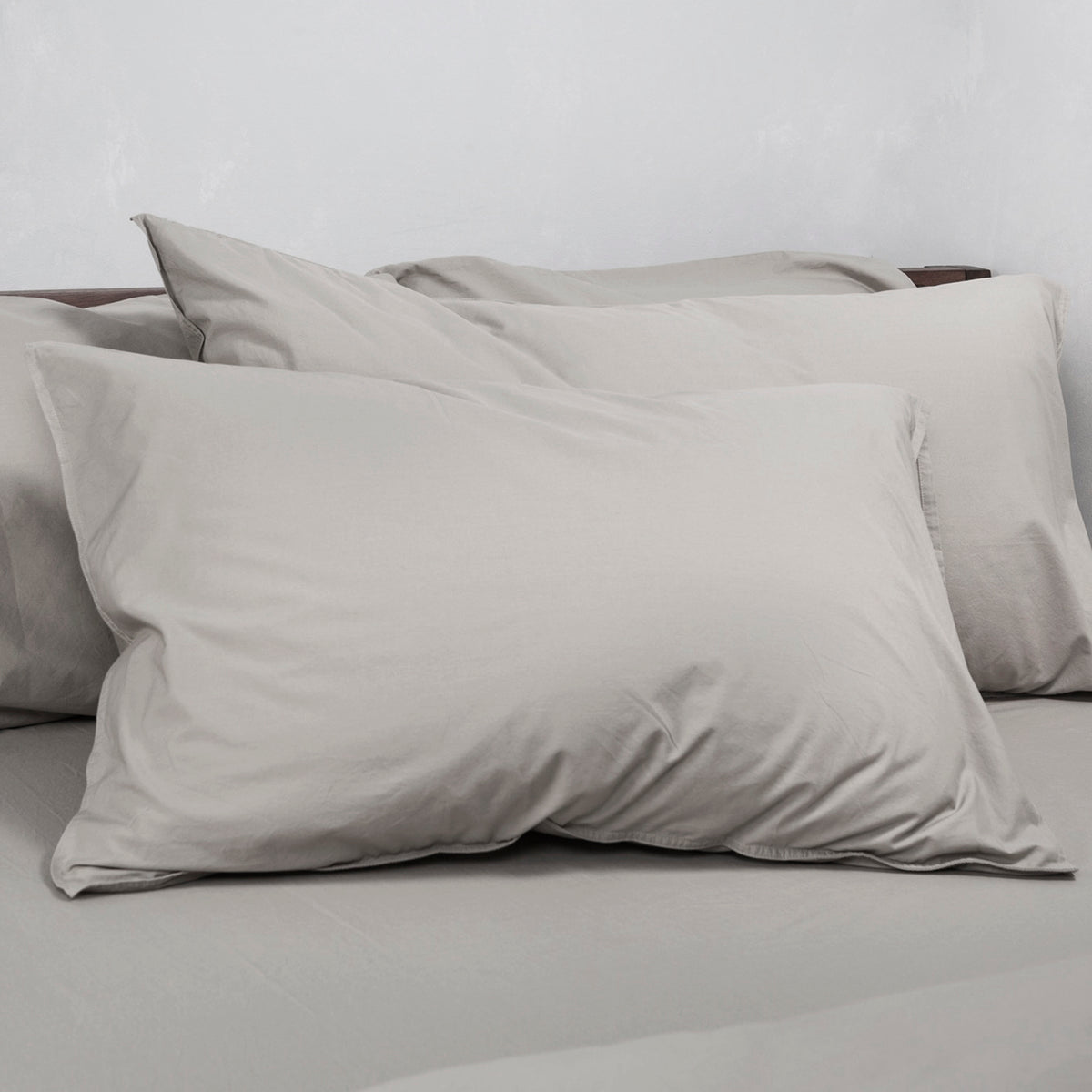 Funda Decorativa Percal Stone Wash | 200 Hilos Individual 70 cm x 50 cm Topo